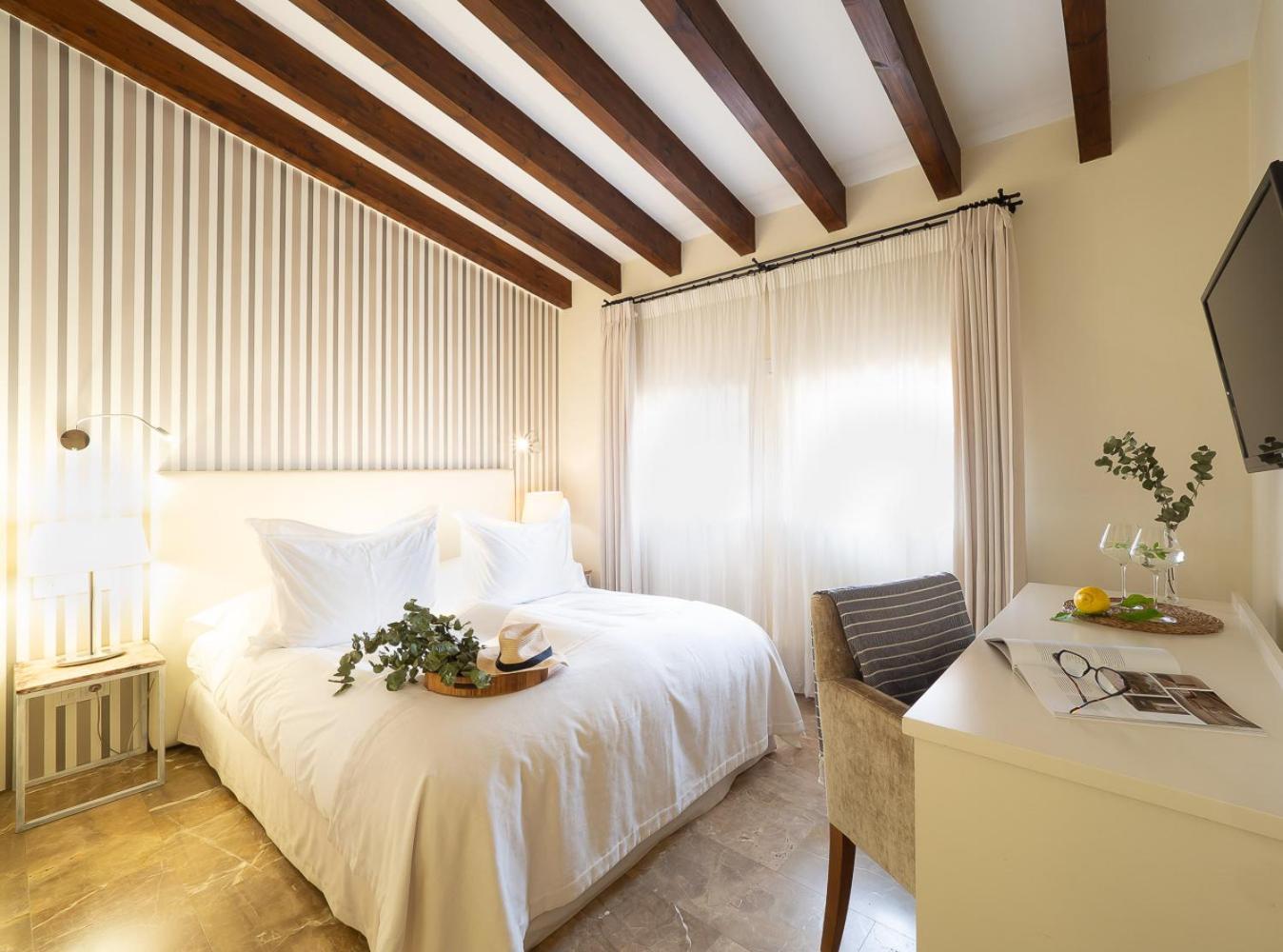 Hotel Hotel&restaurant Jardi D'artà 4*